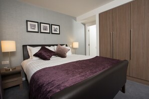 Enjoy a peaceful sleep in the comfortable Queen bed.