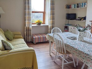 Dining room | Rowan Tree House, Brora