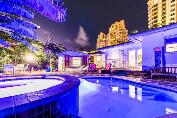 Imagine this? beachie breeze and clear skies for a night of absolute relax