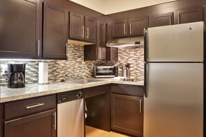 Make a tasty snack in your own kitchenette!