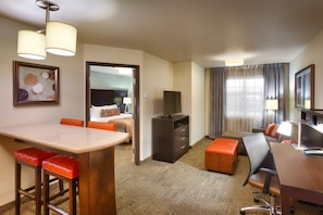 You'll love your stay in our modern and fully furnished suite.