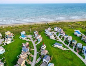 The home is only a one minute walk from the dune walkover.