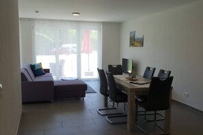 Fewo T4 90 qm, 2 Schlafzimmern mit Terasse, max. 6 Personen-T4_Essbereich_1200x800.jpg