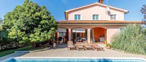 Ferienhaus Villa Brioni 1 mit privatem Pool