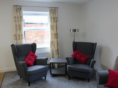 Luxury 2 Bed Apartment in the City of Ripon, close to the Cathedral with Parking