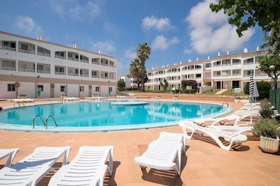 Nice Holiday Apartment close to the Beach; Common Garden & Pool, Balcony, Ocean View, Parking Spaces available