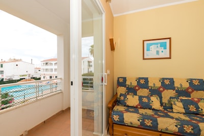 Nice Holiday Apartment close to the Beach; Common Garden & Pool, Balcony, Ocean View, Parking Spaces available