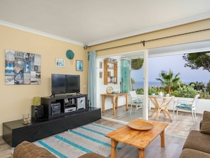 Propriété, Pièce, Salon, Meubles, Bâtiment, Design Intérieur, Maison, Immobilier, Table, Plafond
