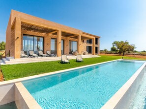 Eigentum, Gebäude, Schwimmbad, Haus, Grundeigentum, Zuhause, Die Architektur, Villa, Estate, Reflecting Pool