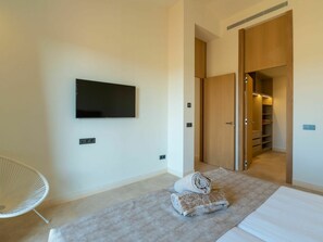 Möbel, Komfort, Holz, Gebäude, Wohnzimmer, Schatten, Farbe, Interior Design, Flooring, Fussboden