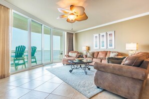 Caribe Resort C1106 Living Room