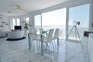 Dining to living area
