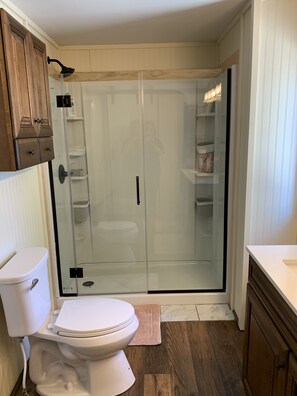 Main bathroom