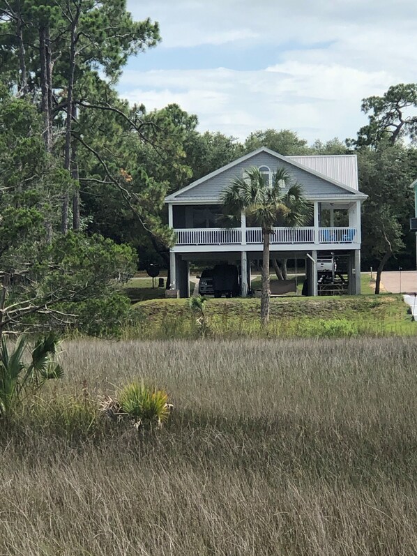 House from dock