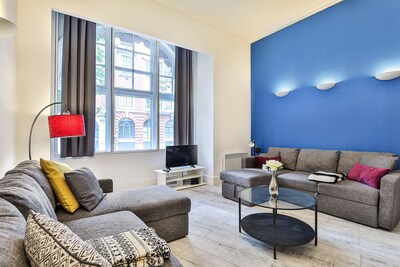 City Dreamz -NEW Stylish and Modern Flat with FREE WIFI