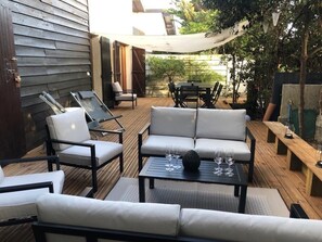 Grande terrasse de 50M2 avec 3 espaces