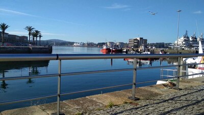 Comodo apartamento en el paseo marítimo de Ferrol