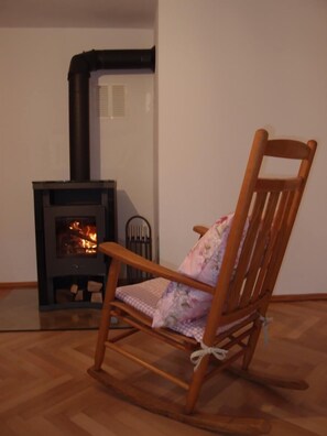 Wohlig warm am flackernden Kamin