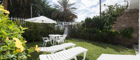 garden in the bungalow 
