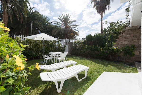 garden in the bungalow 
