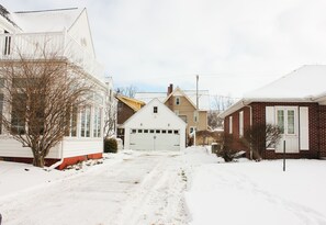 Garage Area