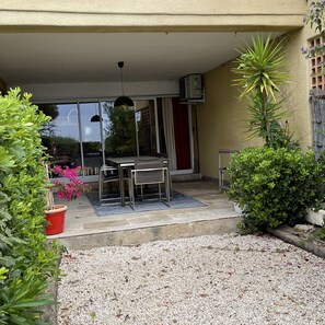 Terrasse/gårdhave