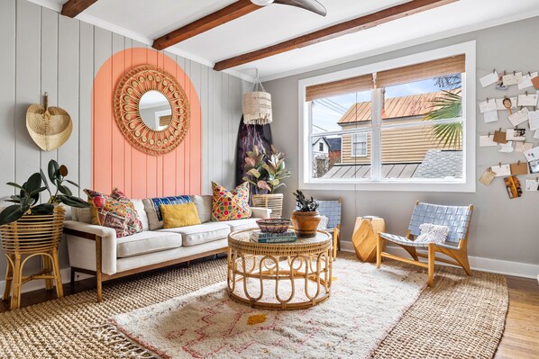 Southern Shangri-La C | Bohemian Haven in CHS