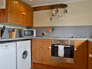 Kitchen | The Pightle - Church Farm Cottages, South Acre