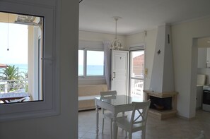 Lito 7 Studio 