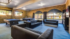 Spielezimmer