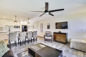 Ceiling Fan, Indoors, Living Room, Room, Furniture