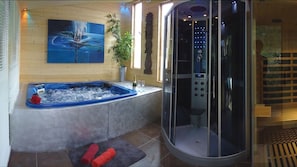 La Glycine jacuzzi & sauna