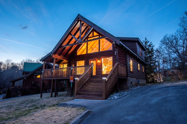 Pigeon Forge Spa Cabin - Spa Dee Dah