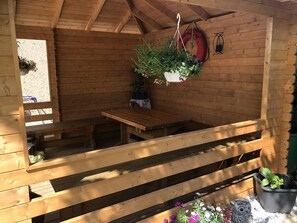 Outdoor dining
