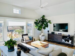 Comfortable great/living room with smart tv