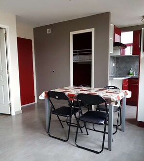 Espace Repas - Kitchenette / Appart 3