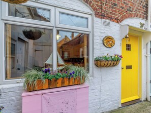 Exterior | Sayers Yard, Whitby