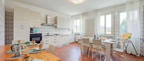 Kitchen and dining area