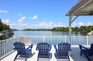 Soak up the sun on our dock's rooftop deck with amazing views