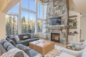 3-Telluride-Overlook-Haus-Living-Room