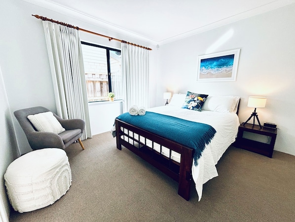 Queen room 1