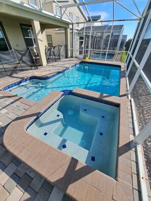Private Pool and Jacuzzi
