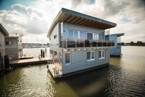 09. Floating-Houses (140 m²) Wotan