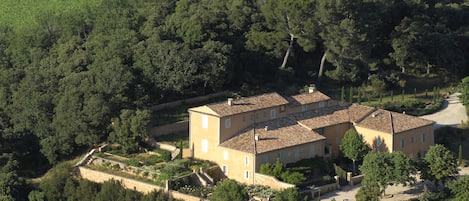 La Grande Bastide Rustrel - Vue du ciel