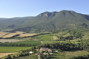 La Grande Bastide Rustrel - Adossée aux Monts du Vaucluse