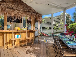 Yes, those are swing chairs at the outdoor bar!