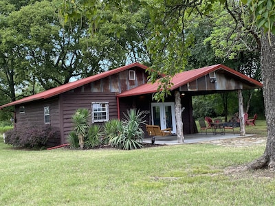 Relaxing Romantic or Family Getaway in Idabel, OK.