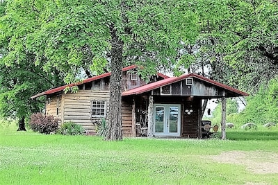 Relaxing Romantic or Family Getaway in Idabel, OK.