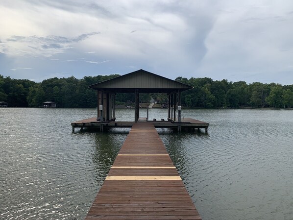 Large dock - One slip included w/ stay
2 Jet ski lifts