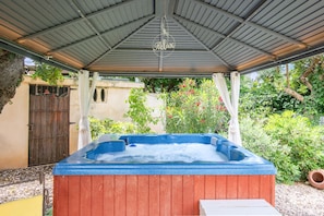 Bubbelpool utomhus